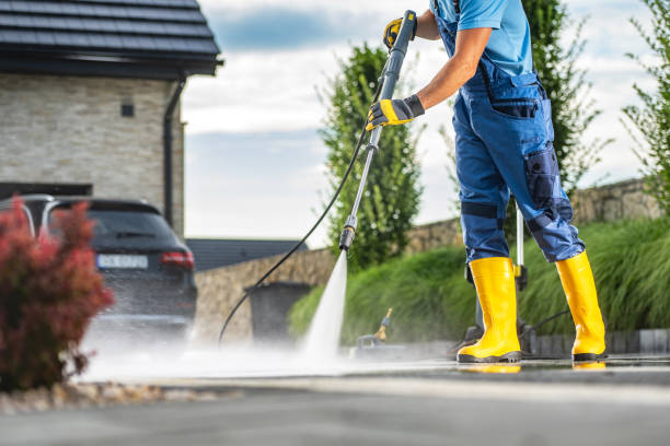 Best Parking Lot and Garage Cleaning  in Levittown, NY