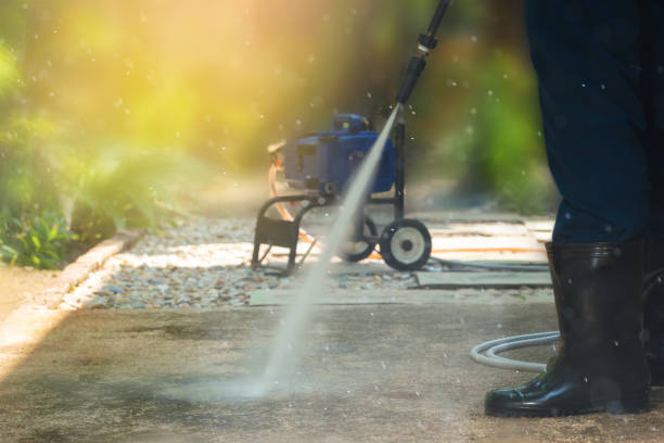 Best Driveway Pressure Washing  in Levittown, NY